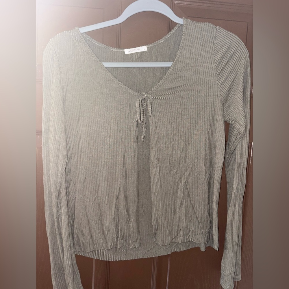 3/$15 Ribbed Long Sleeve Top